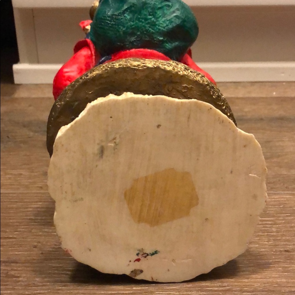 Santa Claus Figurine - Picture 7 of 9